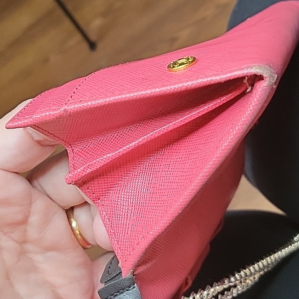 Prada Saffiano Bow Long Wallet in Pink - Picture 11 of 13